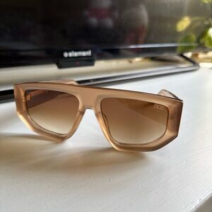 Dezi Brown Sunglasses in Tan